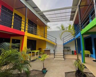 Carey Lodging - Tortuguero - Salónek