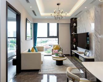 The Gloria Serviced Apartment by Silk Path - Hanoi - Vardagsrum