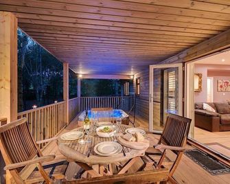 Willow Lodge, Hot Tub, Woodburner - Exeter - Balcony