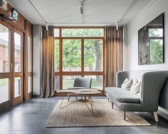 Vår Gård Saltsjöbaden - Saltsjöbaden - Sala de estar