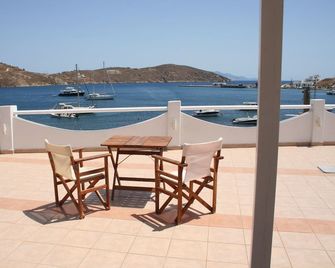Cyclades Hotel Serifos - Livadi - Balcone