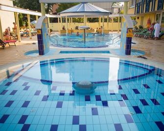 Hotel Rudolf - Hajdúszoboszló - Pool