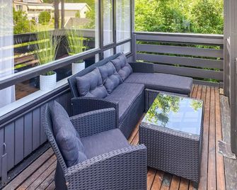Amazing Home In Karlsborg With Wifi - Karlsborg - Balcón