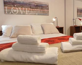 Orange Garden Relax 50 Meters From The Sea - Menton - Bedroom