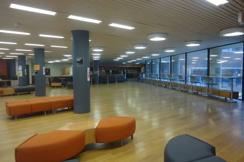 يونيفرستي أوف تورونتو - ويلسون هول رزيدانس