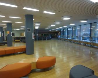University of Toronto - Wilson Hall Residence - Toronto - Lobby