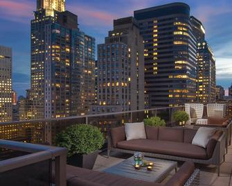 King Room at Wyndham Midtown 45 - New York - Balcony