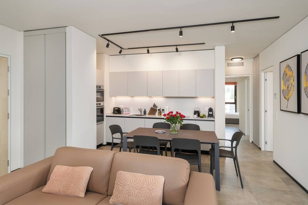 سويس هوتل أبارتمنتس - لوجانو - لوغانو - غرفة طعام