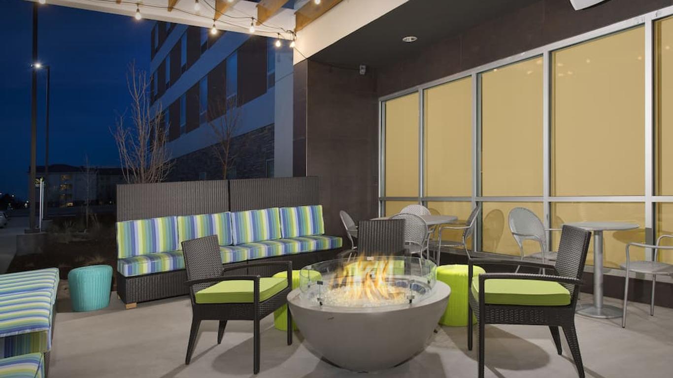 Home2 Suites by Hilton Denver International Airport