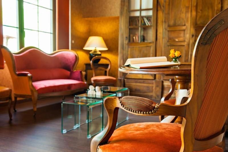 Logis Hôtel La Brèche de Roland