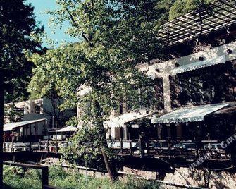 Lotus Thai Resort - בייג'ין