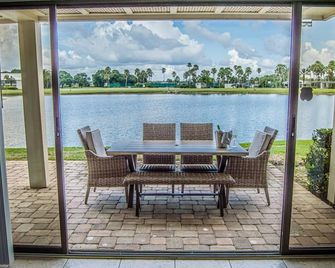 Golf and Tennis Community - Stunning Sunset Scenes - Zephyrhills