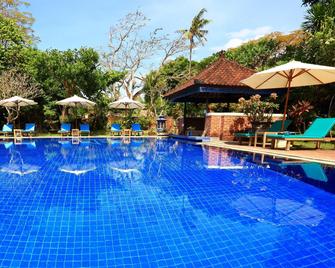 Laghawa Beach Inn Hotel - Denpasar - Piscina