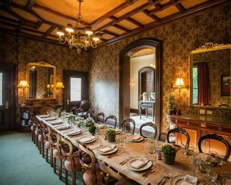 The Wheeler Mansion - Chicago - Ruokailuhuone