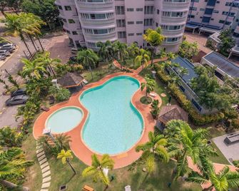 Rimbun Suites Brunei, 3br - Bandar Seri Begawan - Pool