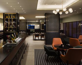 Crowne Plaza Zurich By IHG - Zürich - Bar