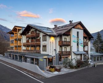 Hotel Ariston Garden & Spa - Monclassico - Edificio