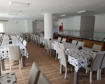 Gunes Yonu Otel - Dalyan - Restaurante