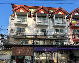 Anantachai Guest House - Hua Hin - Building