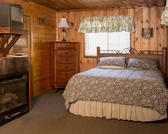 Golden Bear Cottages - Big Bear Lake - Phòng ngủ