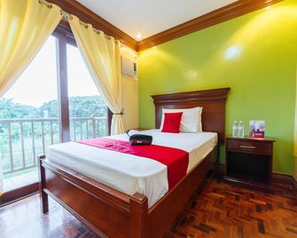 RedDoorz Plus @ Starhomes Olivianville - Tarlac City - Habitación