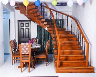 Hotel Brundavan Homes - Hyderabad - Lobby