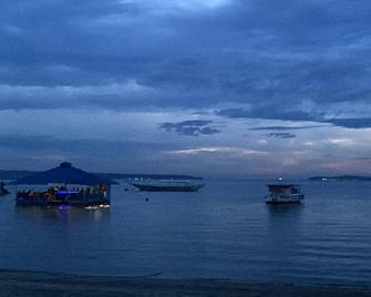 yohan bi-chi and daibu rizo-to - Olongapo