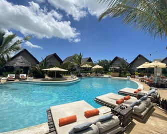 Zen Boutique Resort - Jambiani - Pool