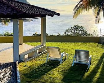 Sensational Surfers Paradise Casita or Love Shack - El Sunzal - Patio