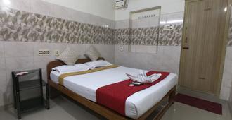 Just Guest House, Chennai Airport - Pallāvaram - Habitación