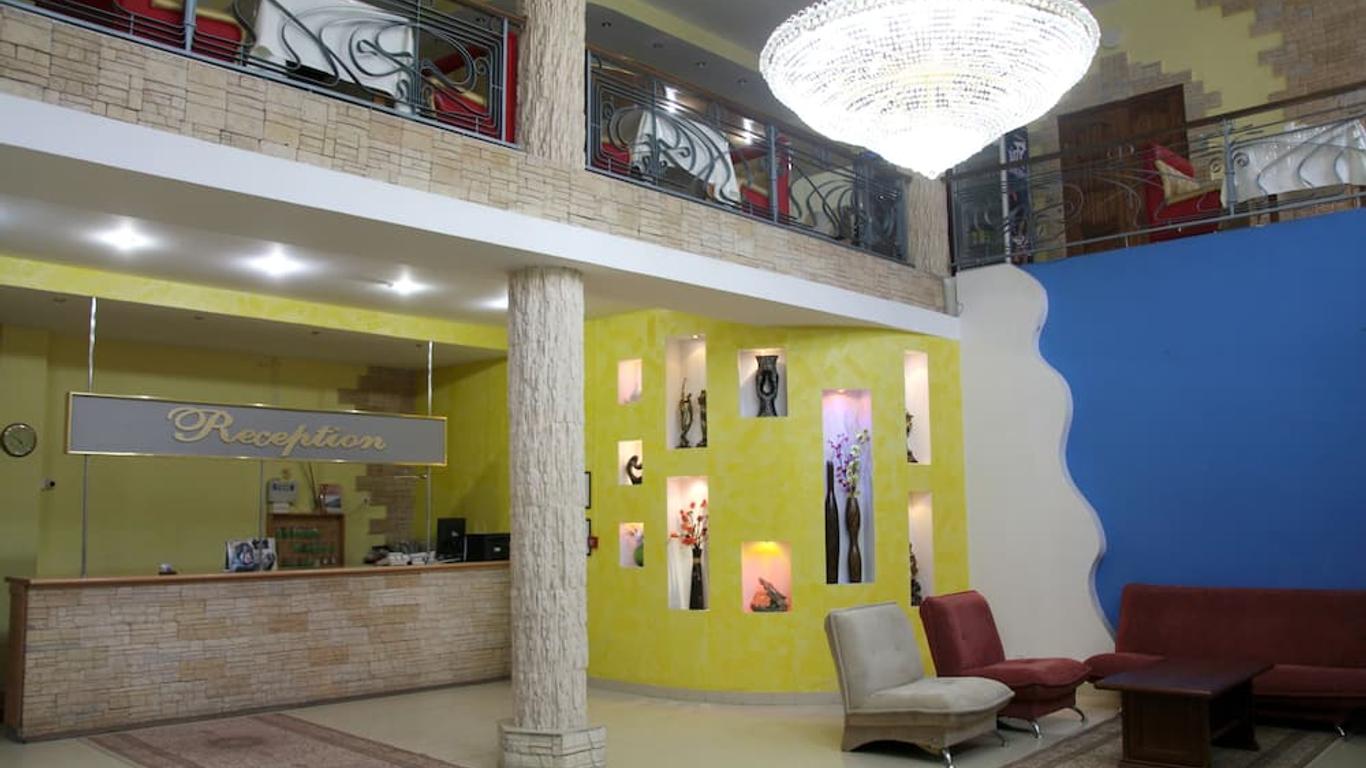 Selenastar Hotel