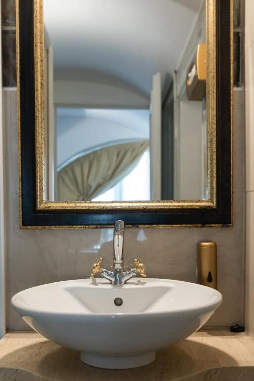 هوتل جاليريا