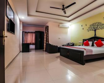 Hotel O Ritesh Grand - Shamshabad - Habitación