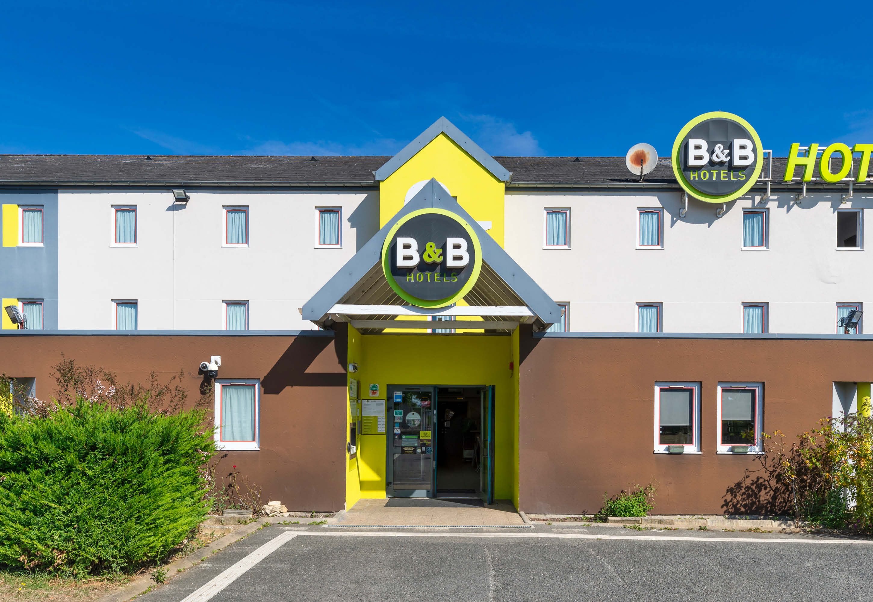 B&B HOTEL Bourges (1) thumbnail 3