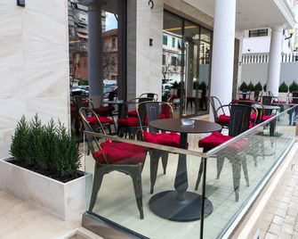 Senator Hotel - טיראנה - מסעדה
