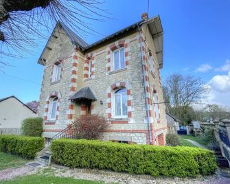 Charmant Gîte à Sepmes: Jardin Privé, Accès Wifi, Proche Châteaux de la Loire et Vignobles - FR-1-381-552 - Sepmes - Edificio