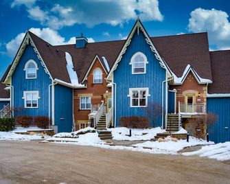 Luxury 3 Bedroom Blue Chalet. Entire House. 2 minute drive from the village - The Blue Mountains - Bâtiment