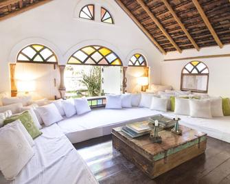 Uxua Casa Hotel & Spa - Trancoso - Oturma odası