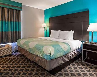 Travelodge by Wyndham San Antonio Downtown Northeast - San Antonio - Bedroom