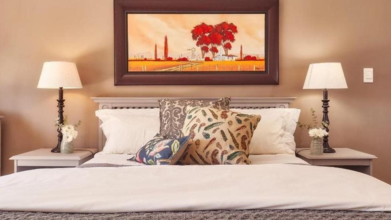Upper House Guesthouse
