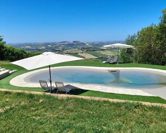 Apartment/ flat - Monterubbiano - Monterubbiano - Piscina
