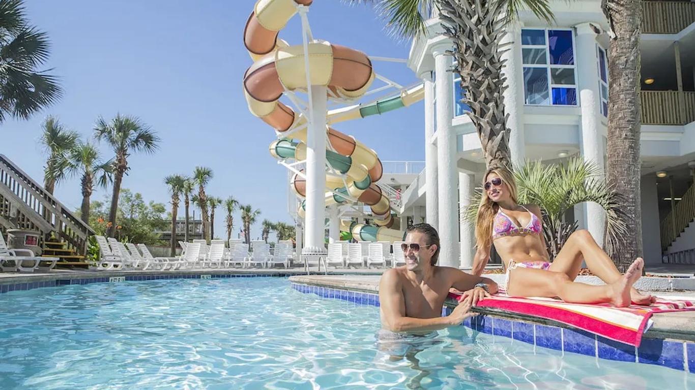 Crown Reef Resort