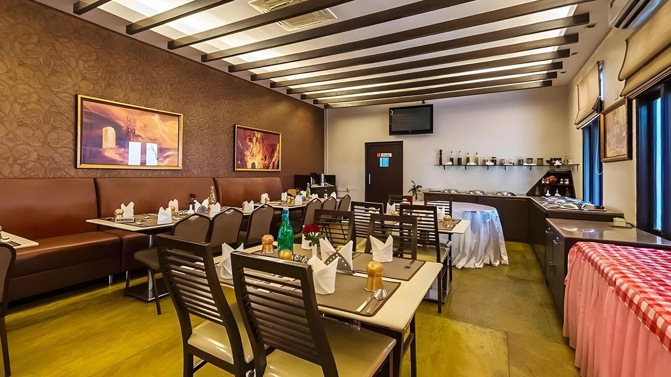 Arpanaa Hotel