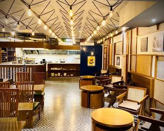 Hotel Metro 35 - Chandigarh - Bar