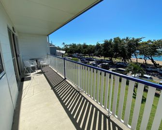 Qcwa K P Units - Townsville - Balcon