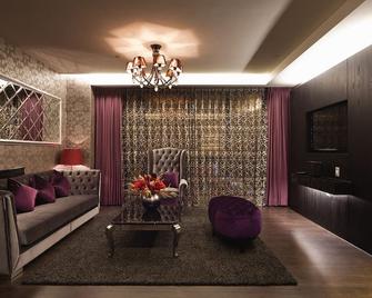 Fx Hotel Taipei Nanjing East Road Branch - Taipé - Sala de estar
