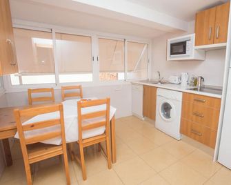 Apartamentos Soho Boutique Plaza Mayor Caceres - Cáceres - Cocina