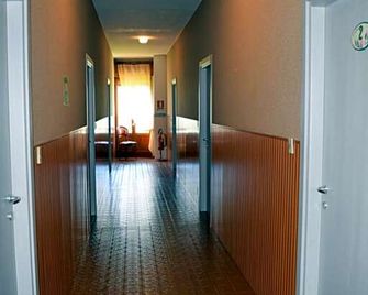 Albergo De Jean - Garzeno - Pasillo