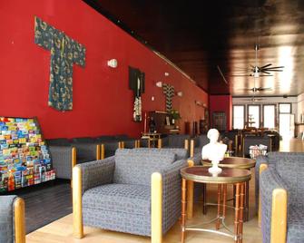 هوستل أون ثرد - سان دييغو - ردهة