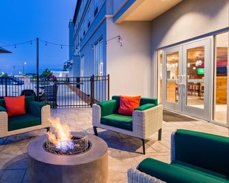Holiday Inn Clarksville Northeast By IHG - Clarksville - Annehmlichkeit